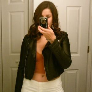 Meet your Posher, Haley